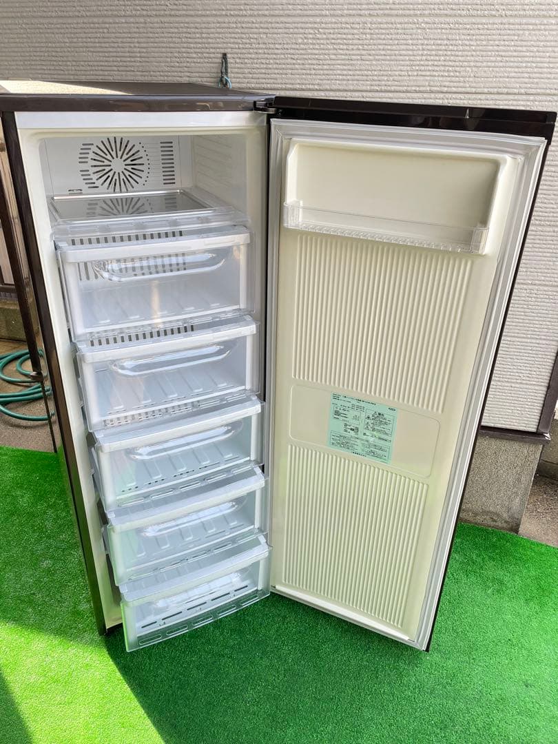 592分解洗浄済み✨ 三菱 おしゃれ木目調 144L 冷凍庫 プレミアムウッド