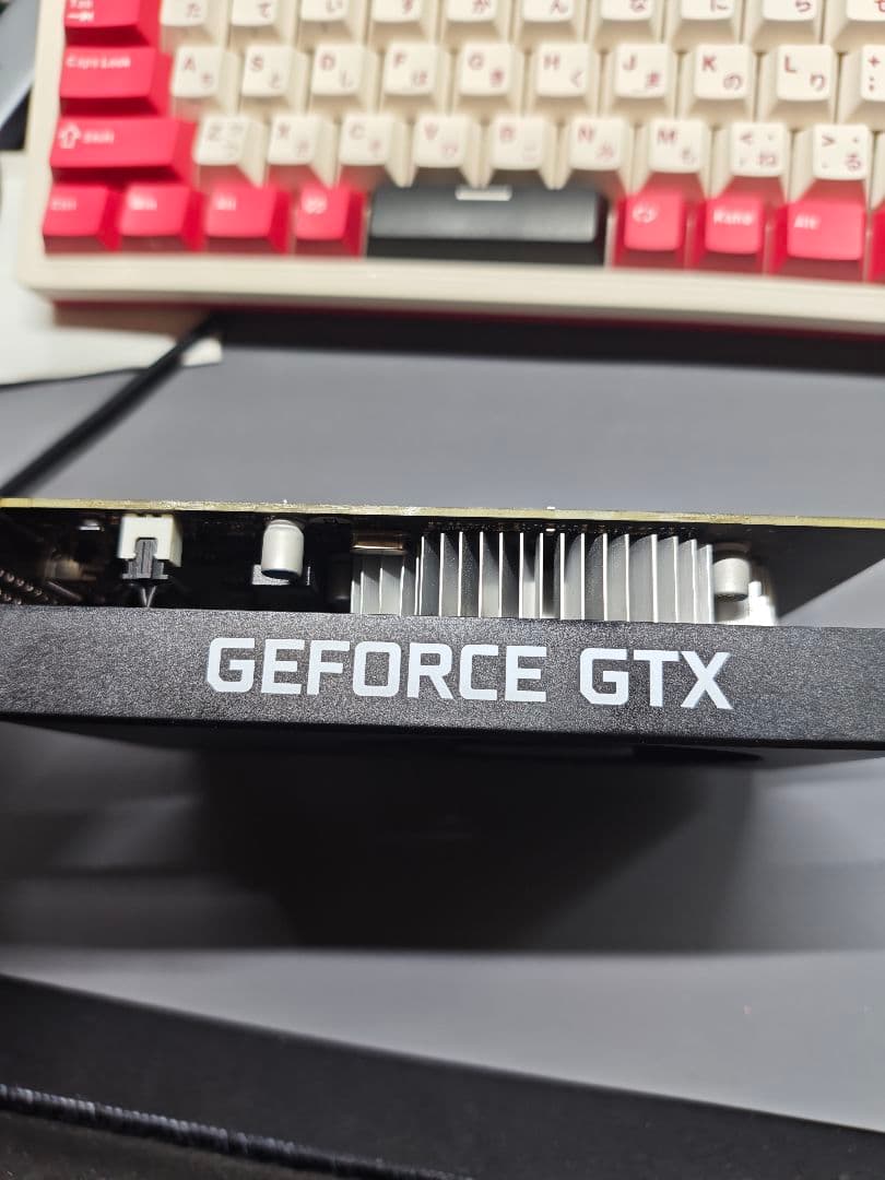 グラフィックボード GTX1650