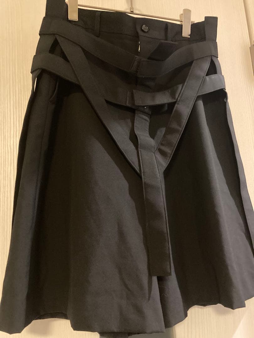 コムデギャルソン/ウールハーネス付きワイドショートパンツ/黒/Sサイズ