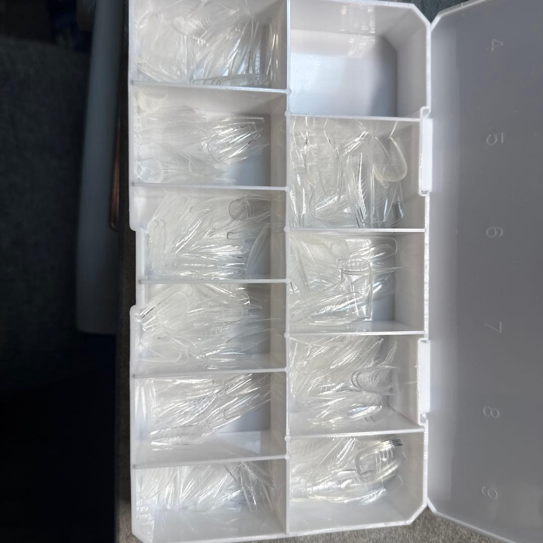 おきちゃんさん専用。。après エクステンションフレンチセットチップ付き