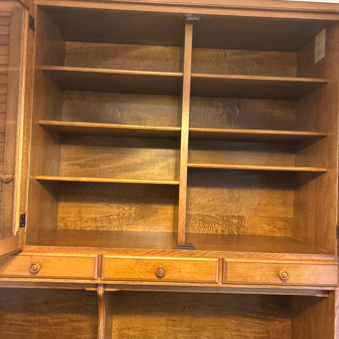 天然木　食器棚　お洒落　アーリーアメリカンシリーズ　クラシック　送料込