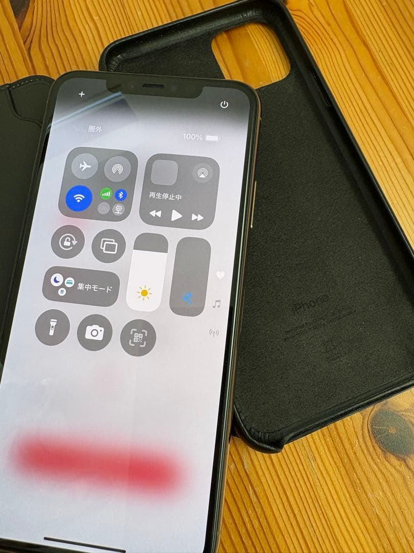 iPhone 11 ProMAX本体 256GBゴールド 純正レザーケース付