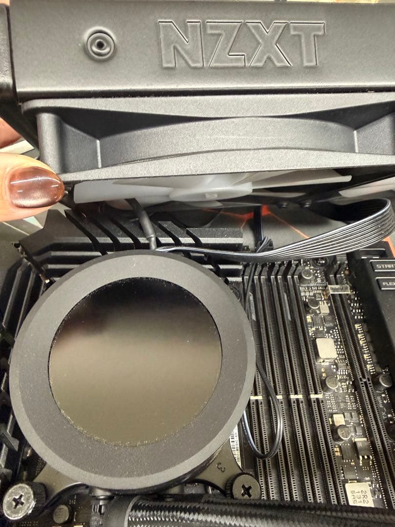 ROGZ690 EXTREME +12900KF +NZXT280クーラー