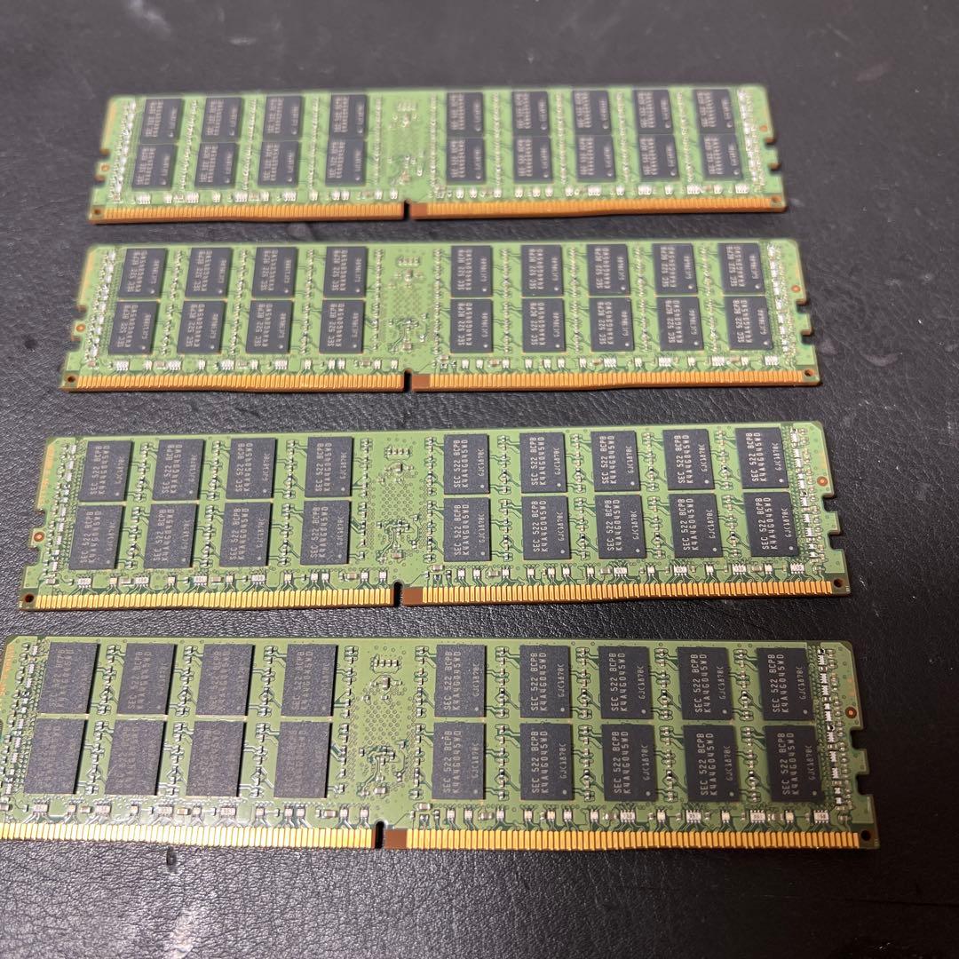 Samsung 16GB DDR4 メモリ M393A2G40DB0-CPB0