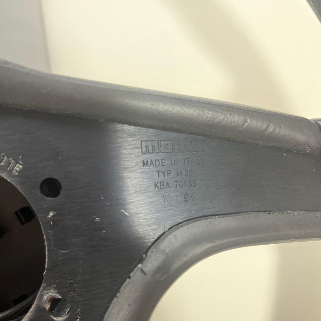 momo 3スポーク ステアリング ブラック