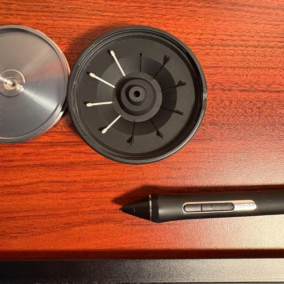 wacom intuos pro Lサイズ　PTH-860