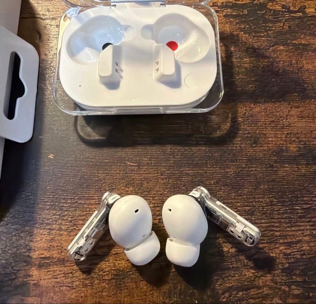 NOTHING / Ear(a) ワイヤレスイヤホン