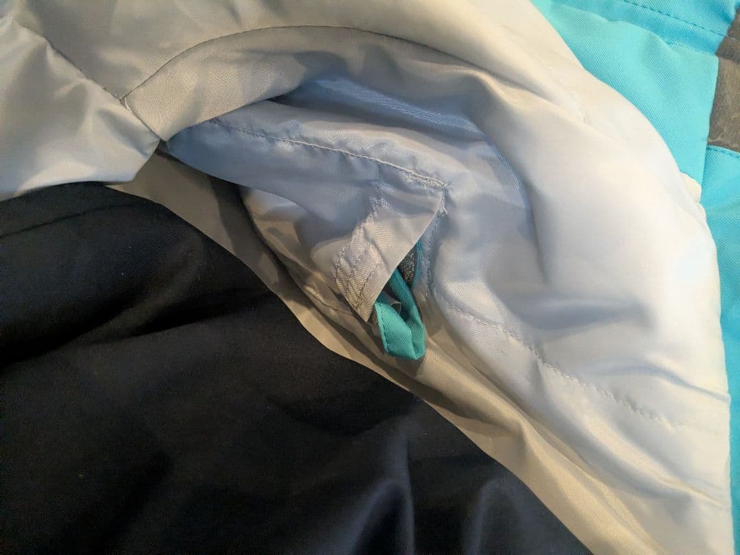 デサント スキ－ウェア子供 130cm(115-135cm調整可)