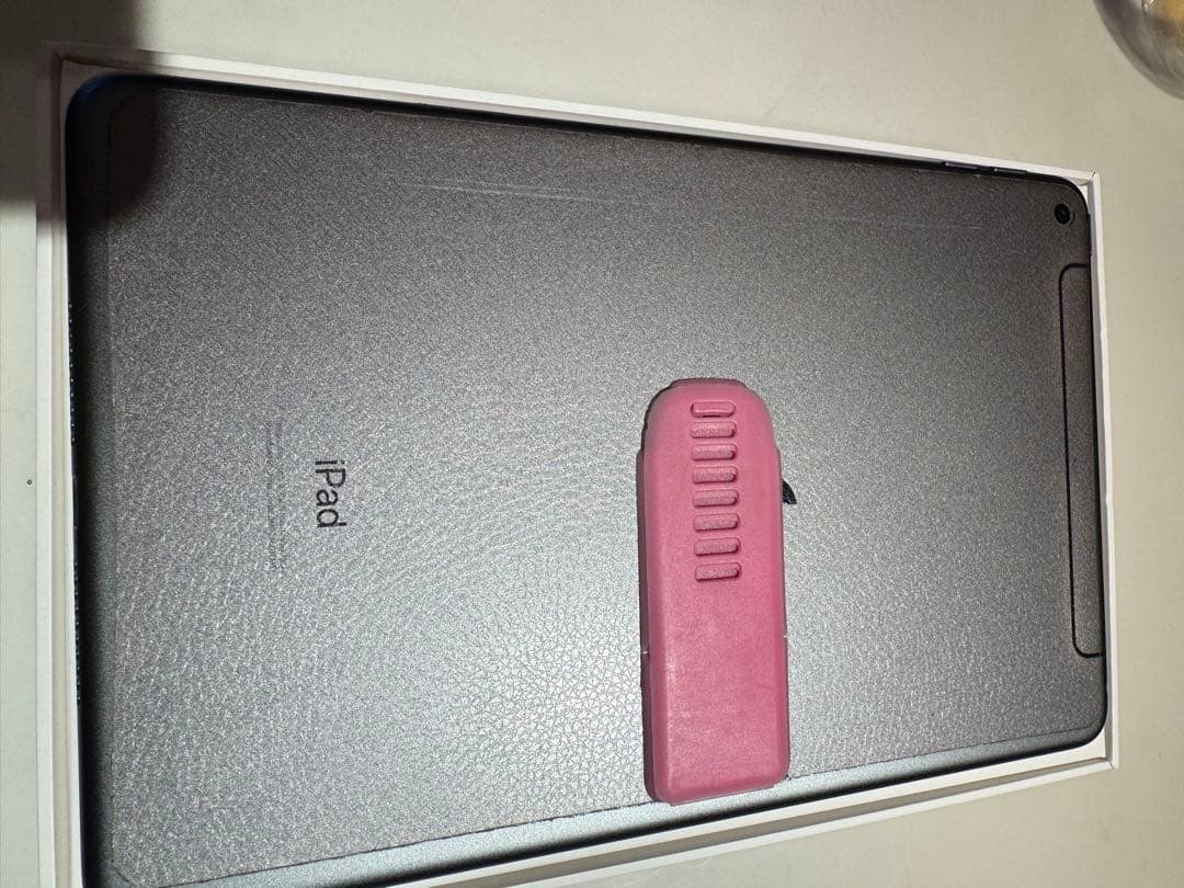 iPad mini (第5世代) 64GB Wifi + Cellular