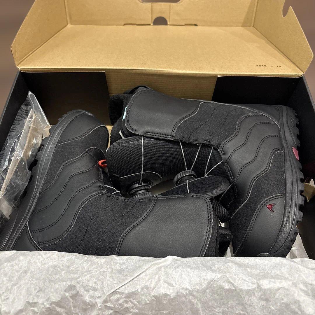 【美品】Burton ミント BOA® ワイド スノーボードブーツ