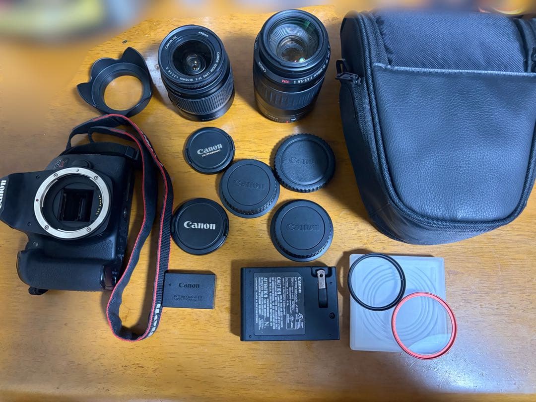 Canon EOS kiss X10i ダブルズーム 一眼レフカメラ