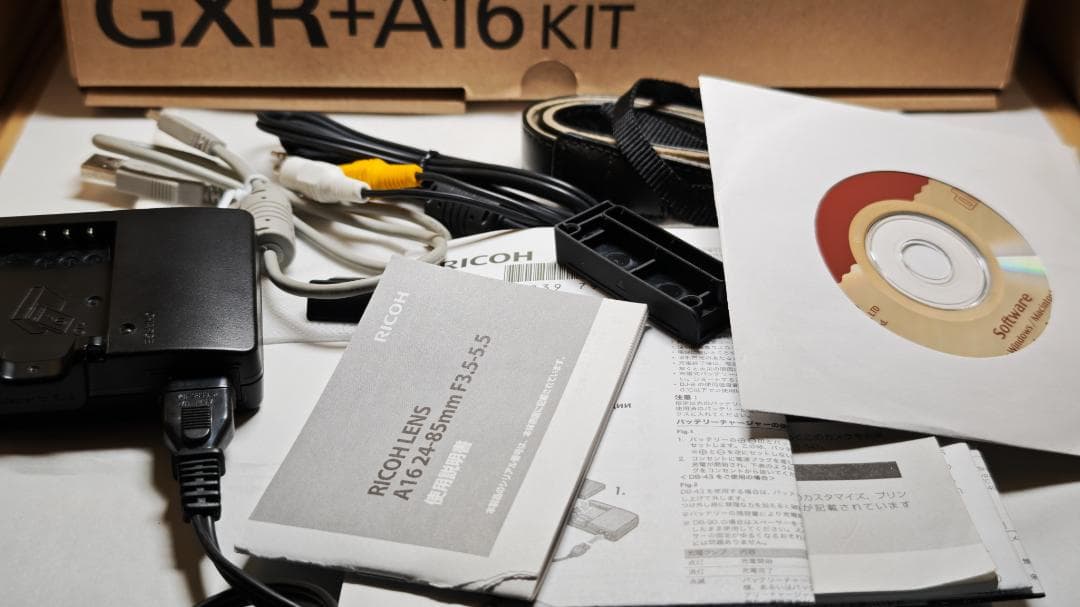 RICOH デジタルカメラ GXR A16レンズキット