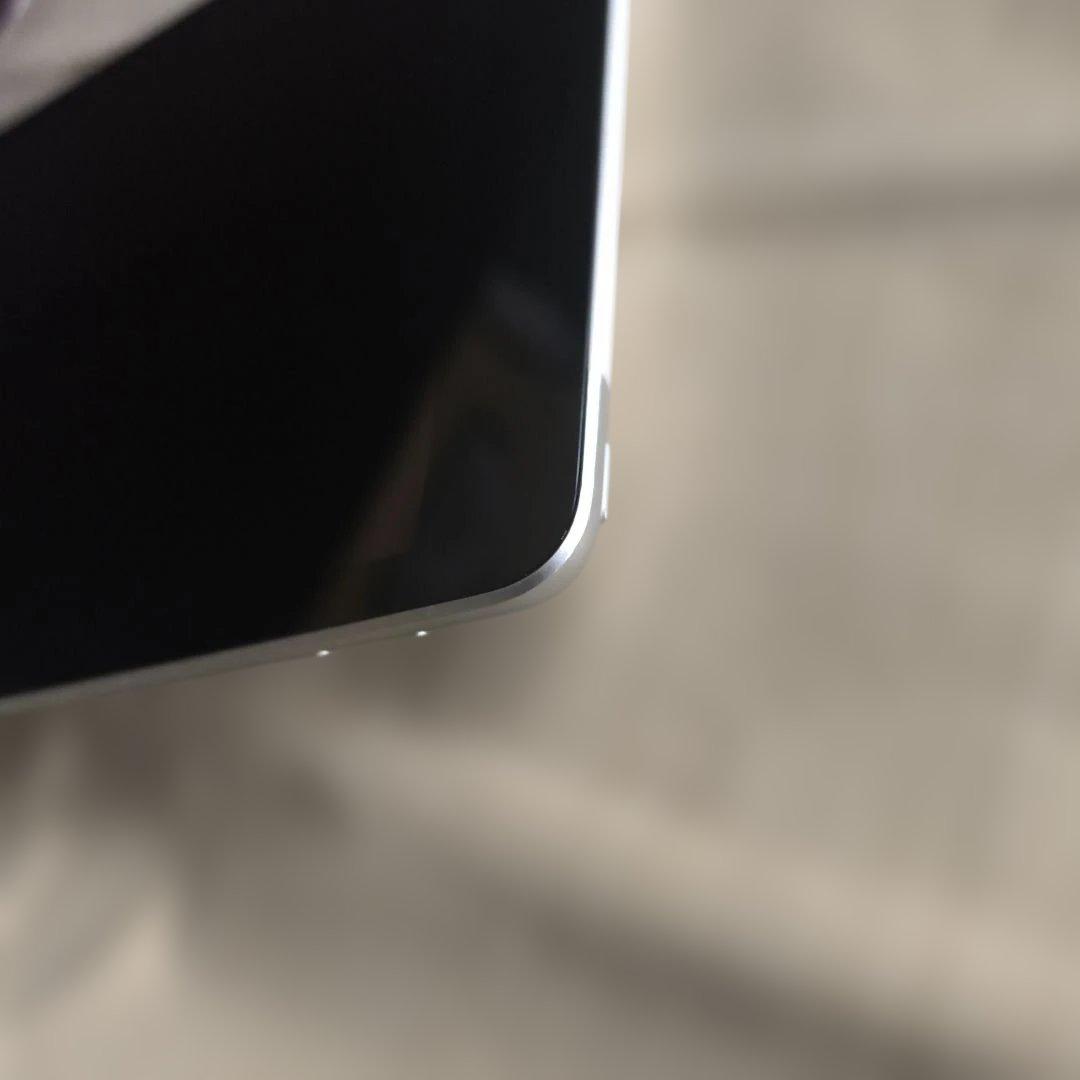 iPad 第9世代 Wi-Fi+Cellular 64GB 90％