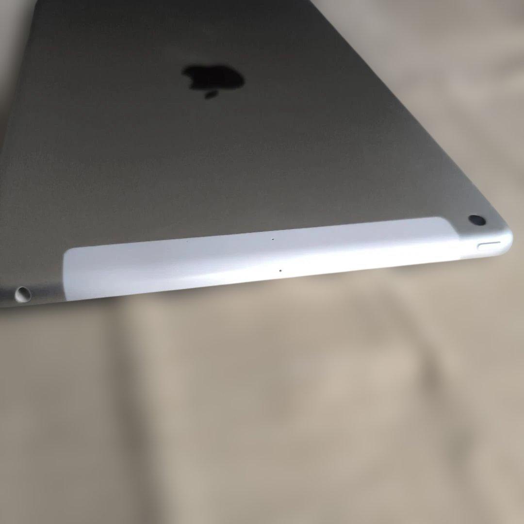 iPad 第9世代 Wi-Fi+Cellular 64GB 90％