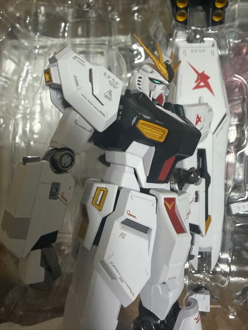 L ROBOT魂νガンダム　開封品