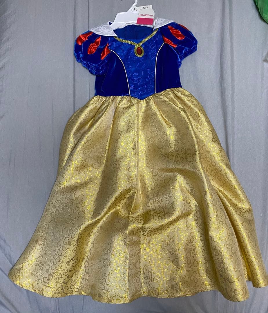 廃盤　新品　ビビディ・バビィディ・ブティック　白雪姫のドレス　120