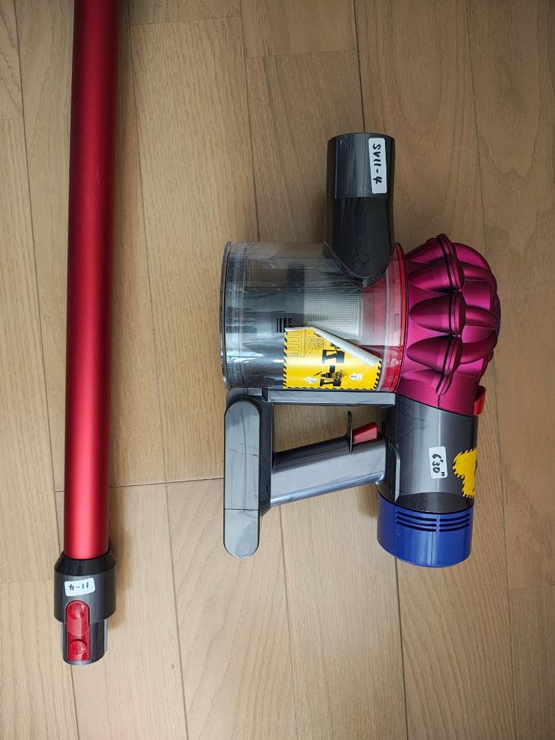 ダイソン★コードレス掃除機★V7★ＳV11★バッテリー新品と大差なし★4