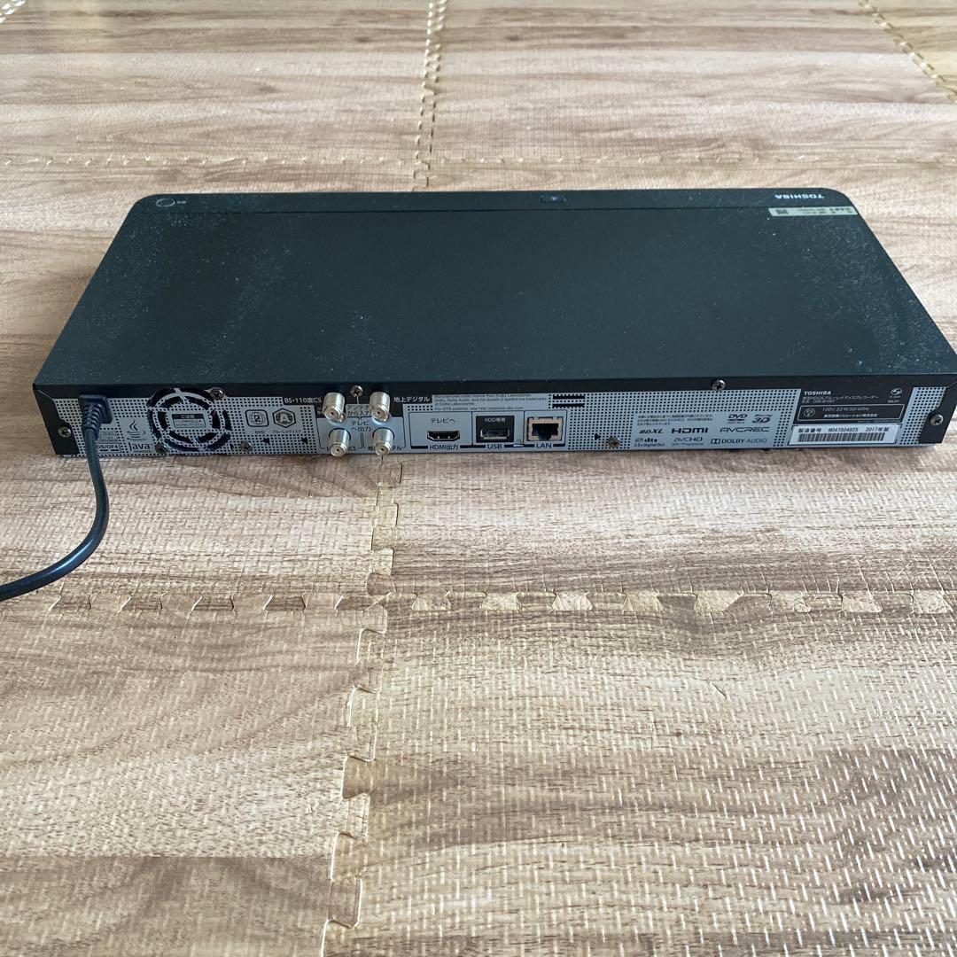 TOSHIBA REGZA ブルーレイレコーダー　ケーブル付き