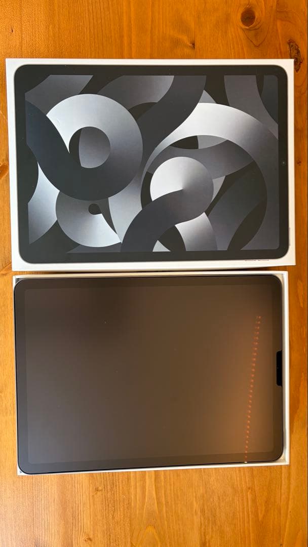 Apple iPad Air (第5世代) 64GB スペースグレー本体