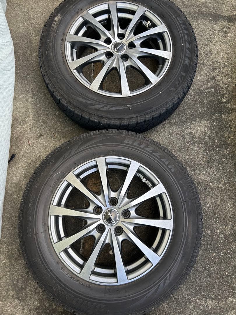 195/65R15 スタッドレスタイヤ ブリザックVRX エクシーダー 5穴