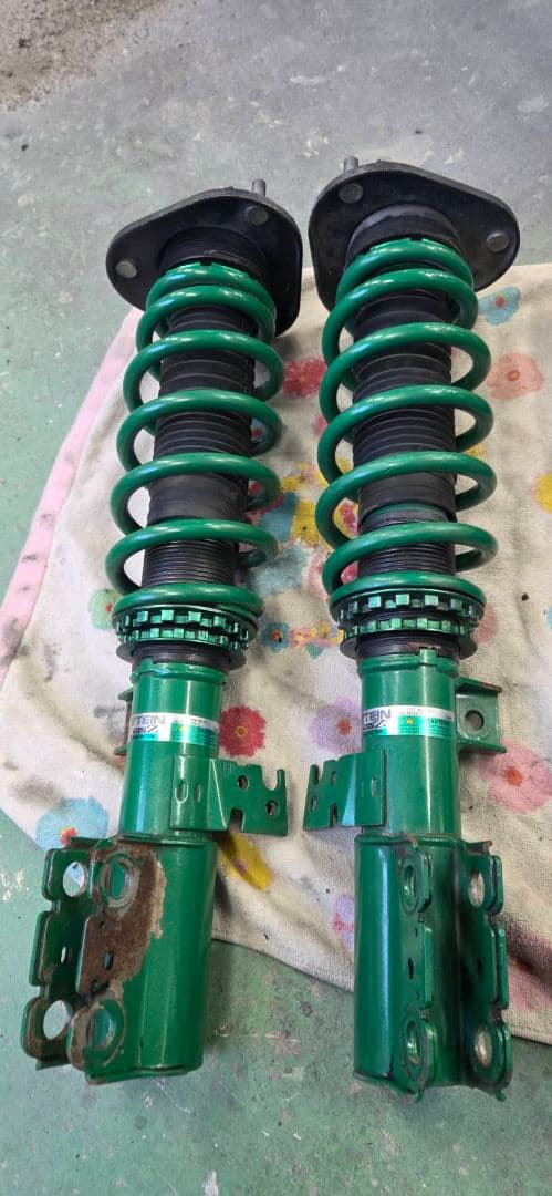 アイシス　テイン　ストリートベイシスZ 車高調　アイシス大好きさん専用ページ