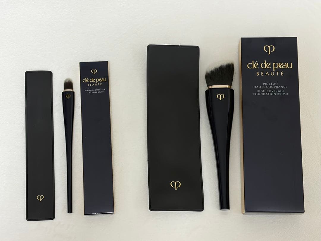 【クレ・ド・ポー ボーテ】新品・未使用メイクブラシ２本セット