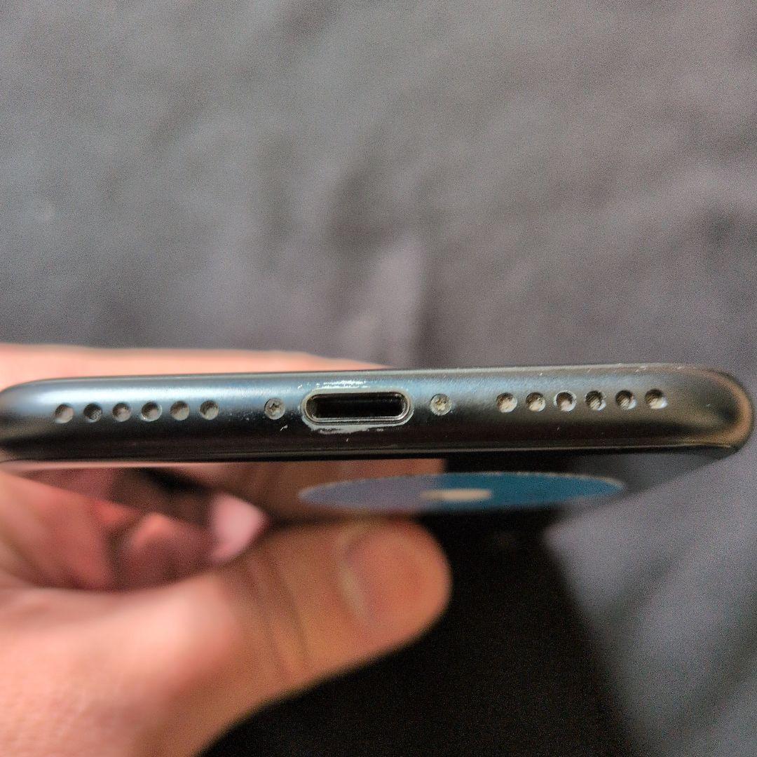 ​【訳あり・おまけ付】iPhone SE (第3世代) 128GB SIMフリー