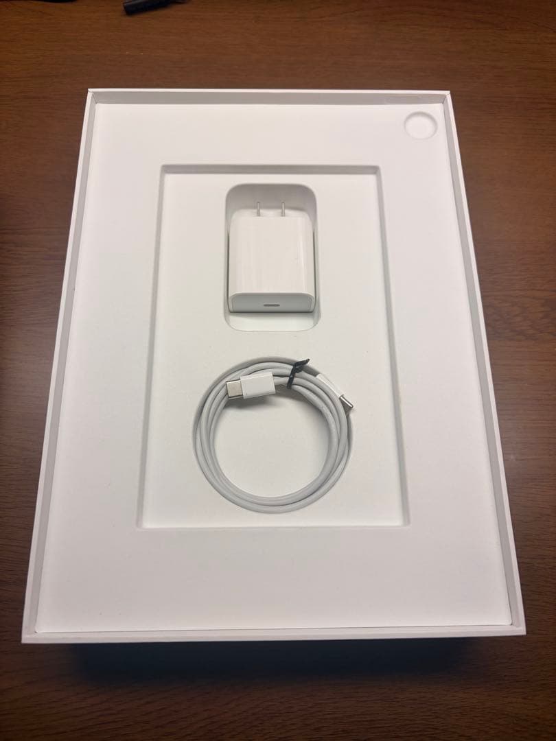 い*ー様 iPad Air 第5世代Wi-Fi+Cellular64GB【スペー