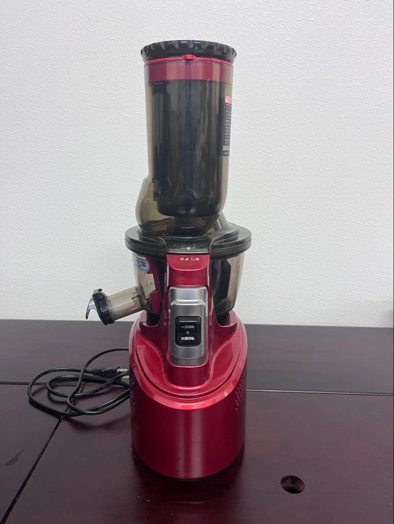 クビンス　Kuvings ジューサー