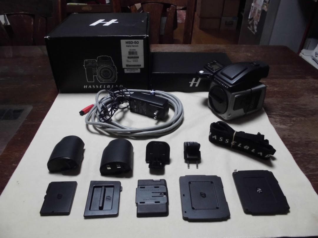 HASSELBLAD H5D-50 CCDセンサー 5,000万画素 元箱他一式