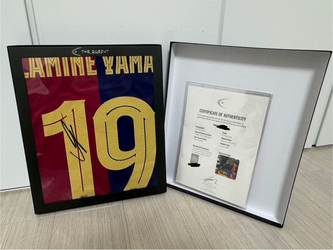 ヤマル直筆サイン入りバルセロナ24/25ホームユニフォーム