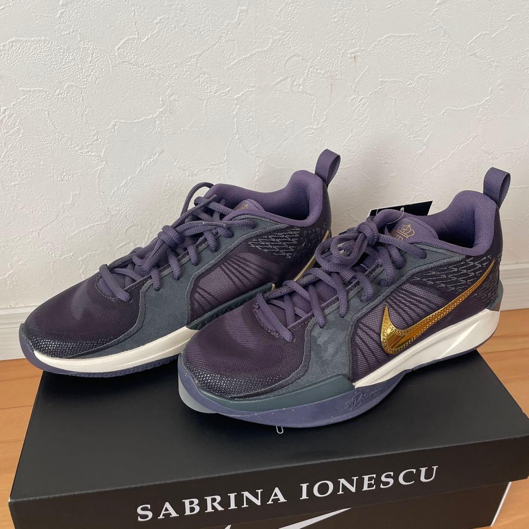 （新品）サブリナ2 KC GS ナイキ　24cm 6Y