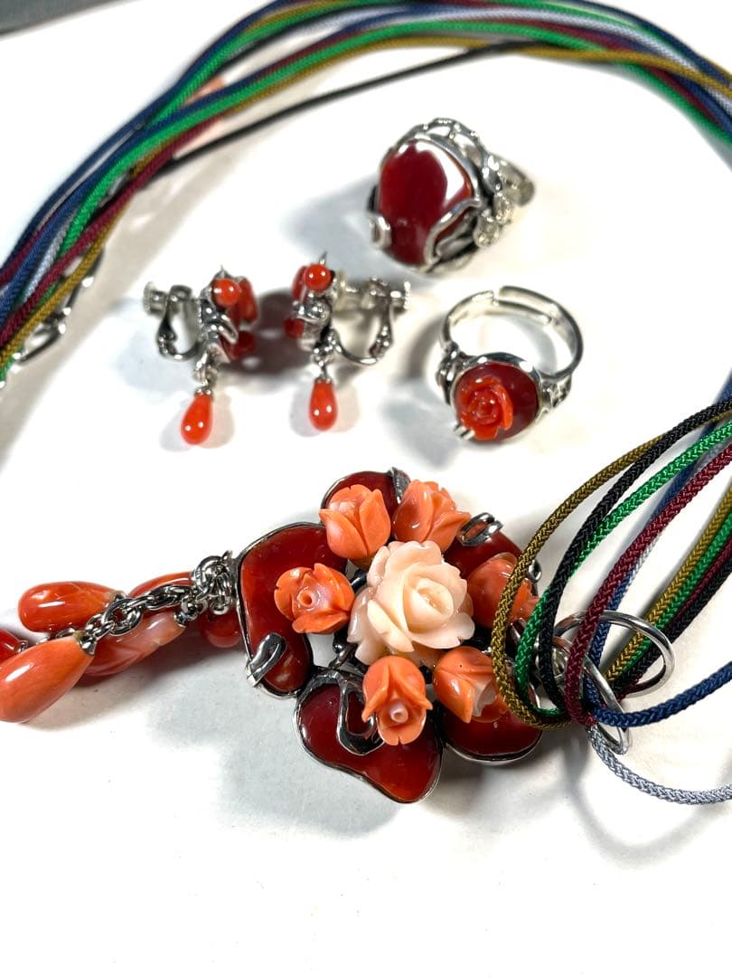 ハンドメイド シルバー 花モチーフ アクセサリーセット　 Ｘー4点