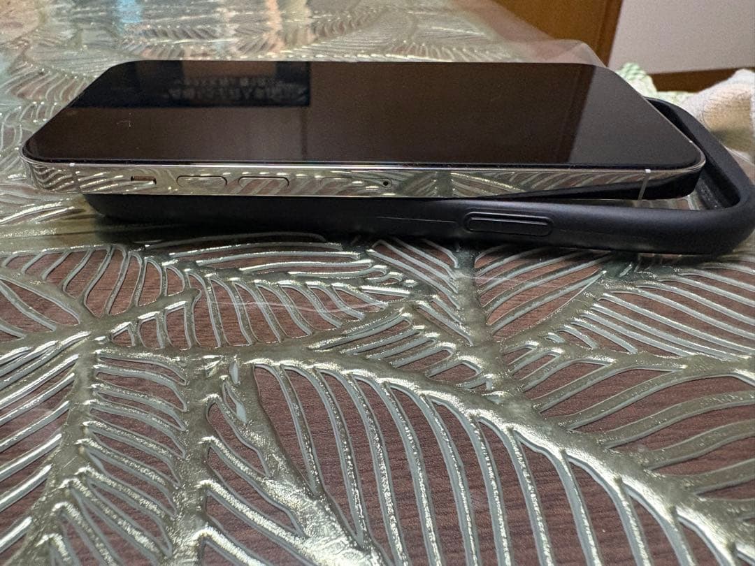 美品Apple iPhone 13pro Max シルバー 本体