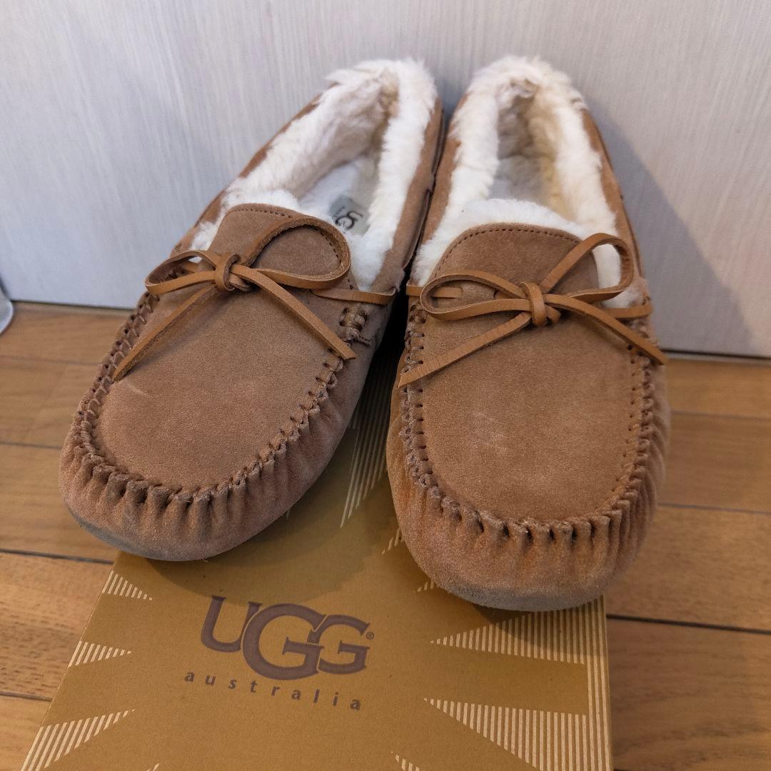 UGG オルセン