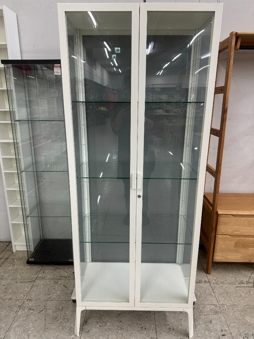 IKEA 飾り棚 ガラスケース 鍵付き ホワイト