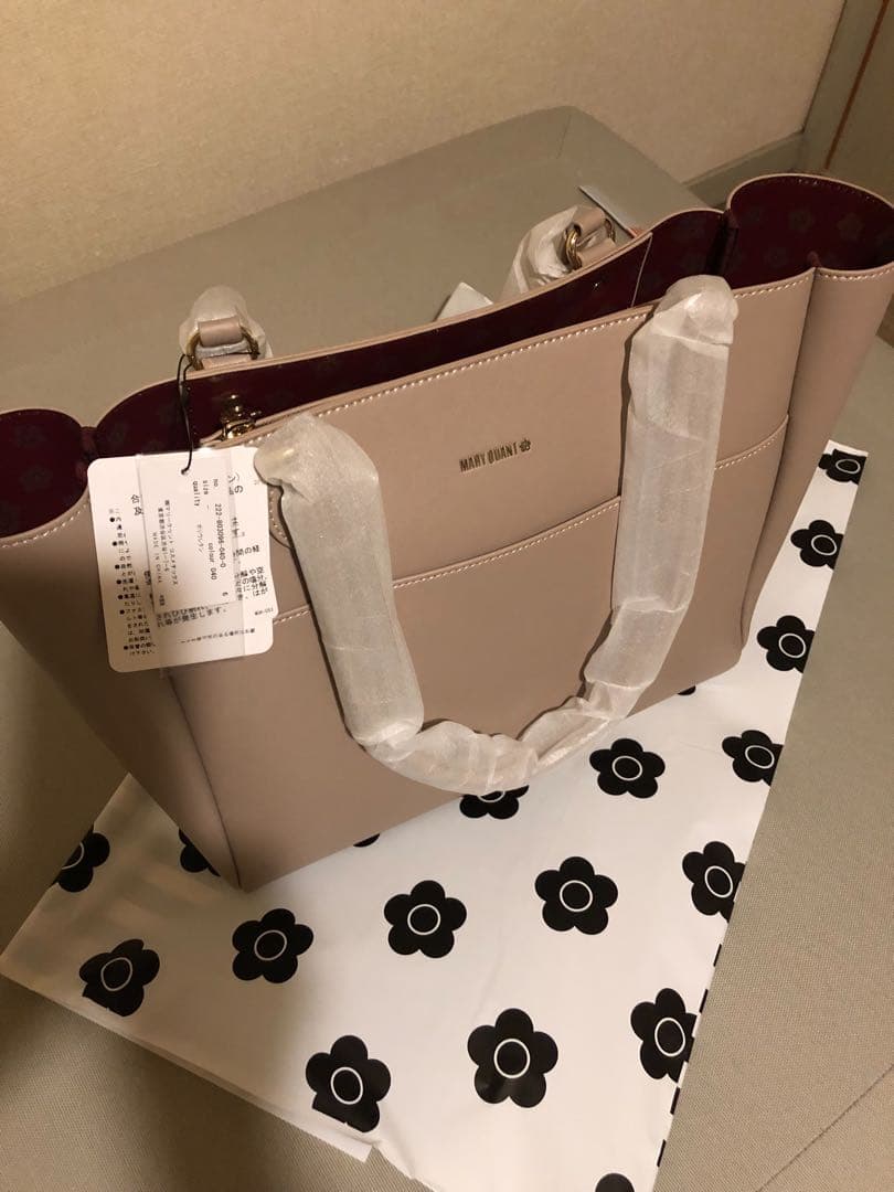 フリップサイドデイジートート（ベージュ）