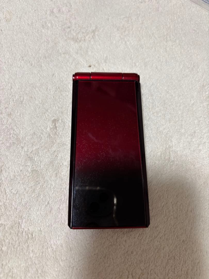 docomo STYLE series F-01E [Red] ガラケー