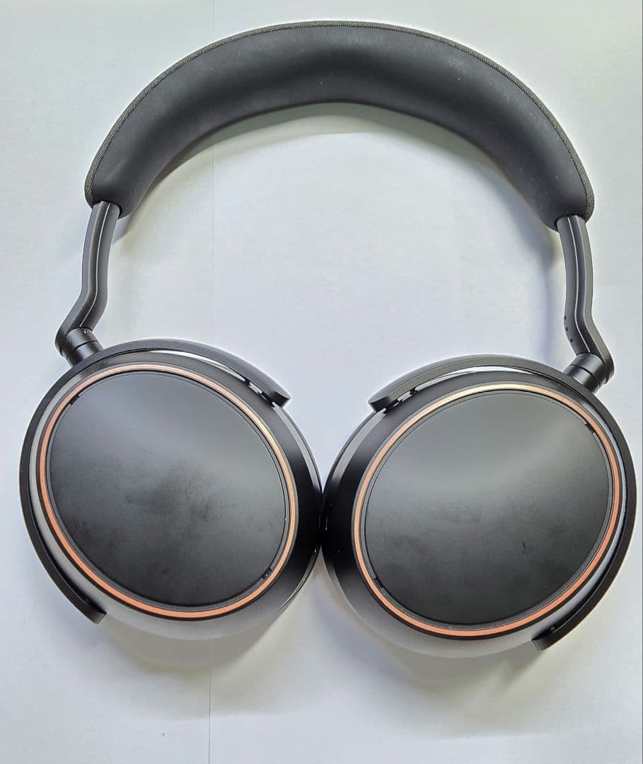Sennheiser Momentum 4 Wireless（カッパー色）