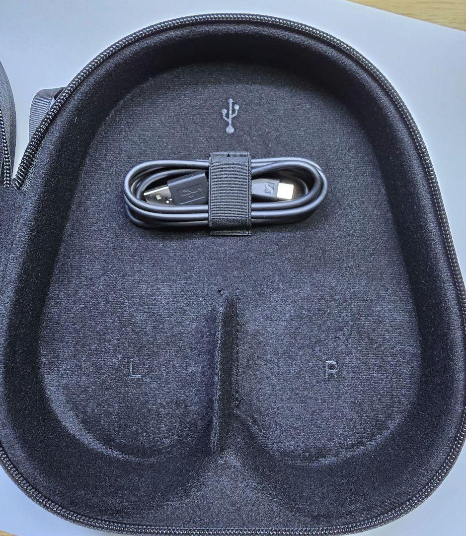 Sennheiser Momentum 4 Wireless（カッパー色）