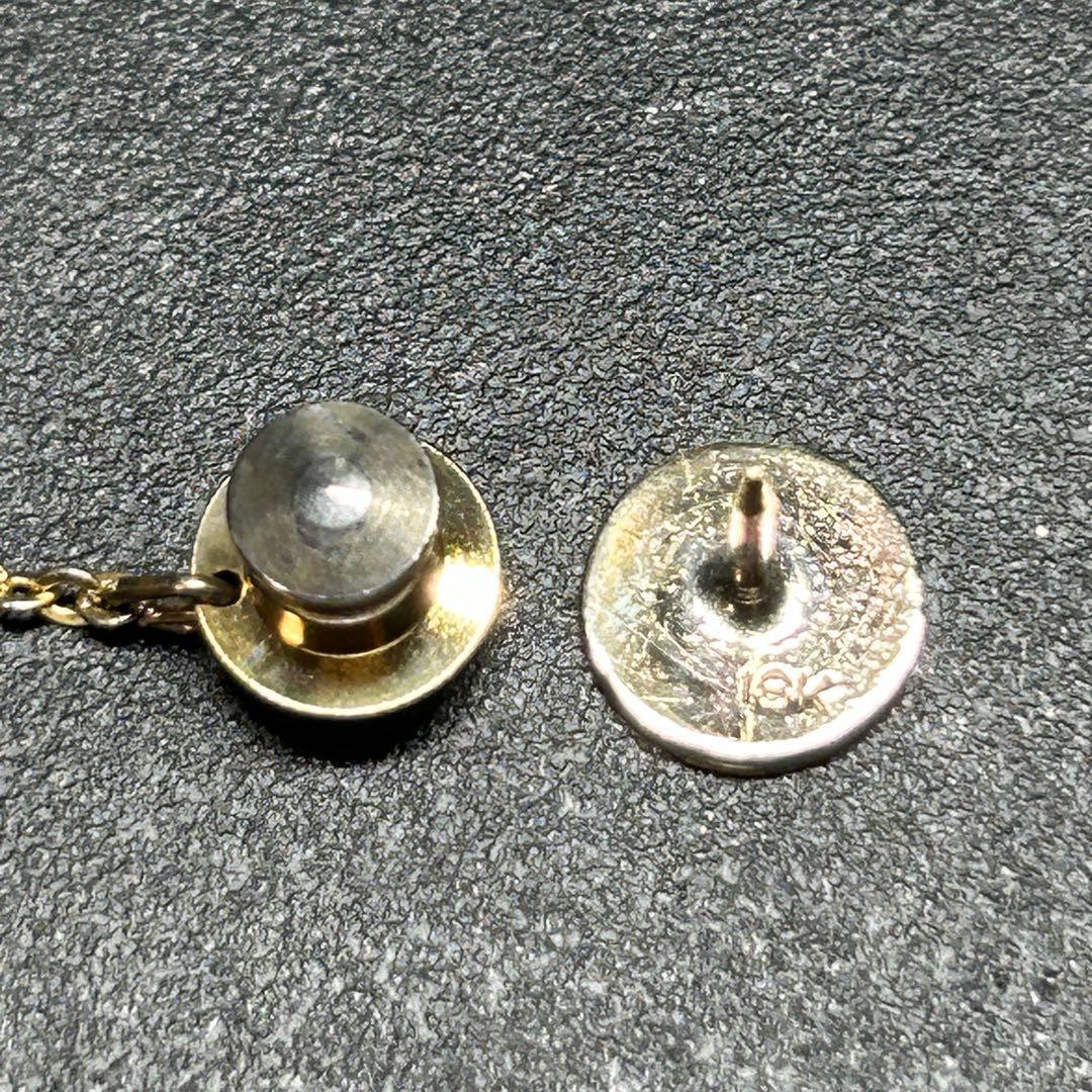 美品18金製　菊紋デザイン　ゴールド　タイタックピン・ネクタイピン・ピンバッジ