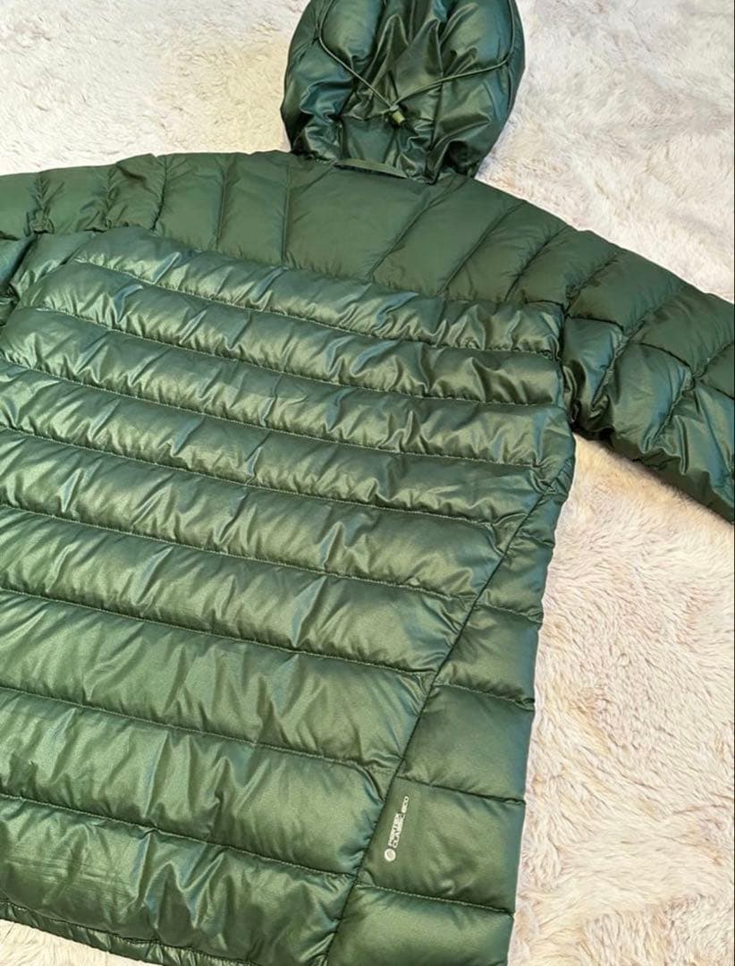 Haglöfs ホグロフス　ダウンジャケット