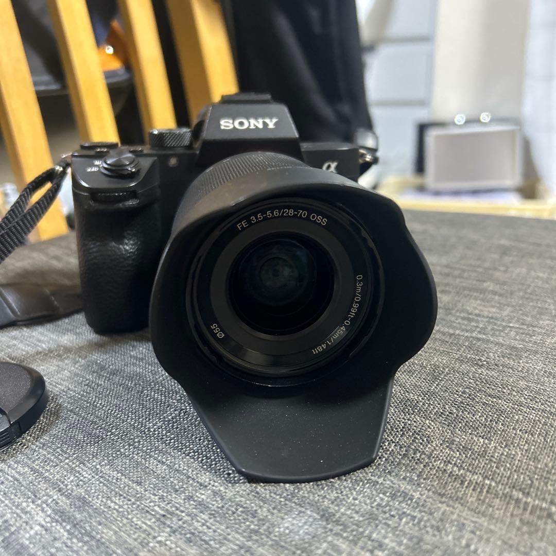 「美品」中古Sony α7III+ズームレンズキット(箱バッテリーsdカード付)