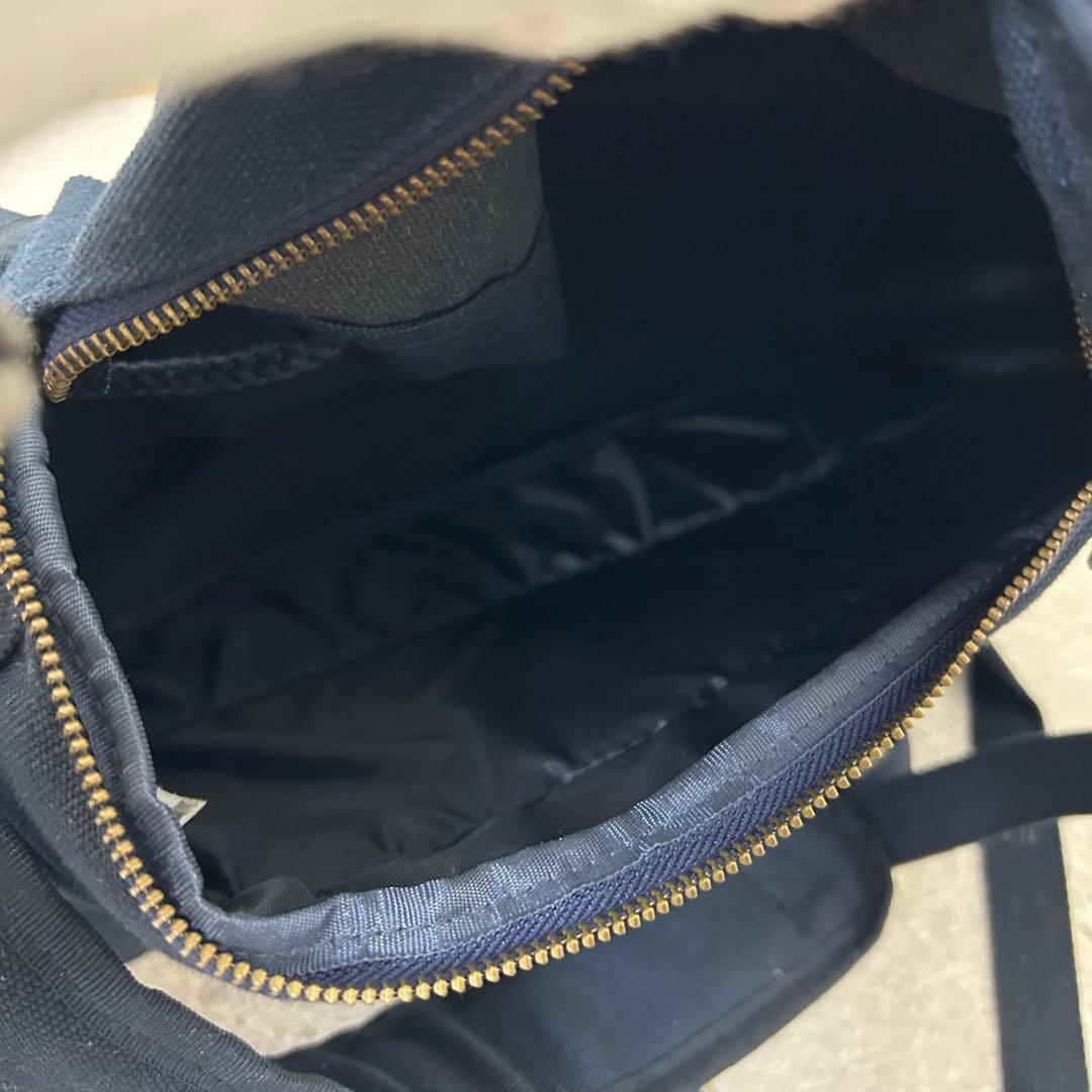 Carhartt パラシュートリュック ネイビー TRAMP BACKPACK