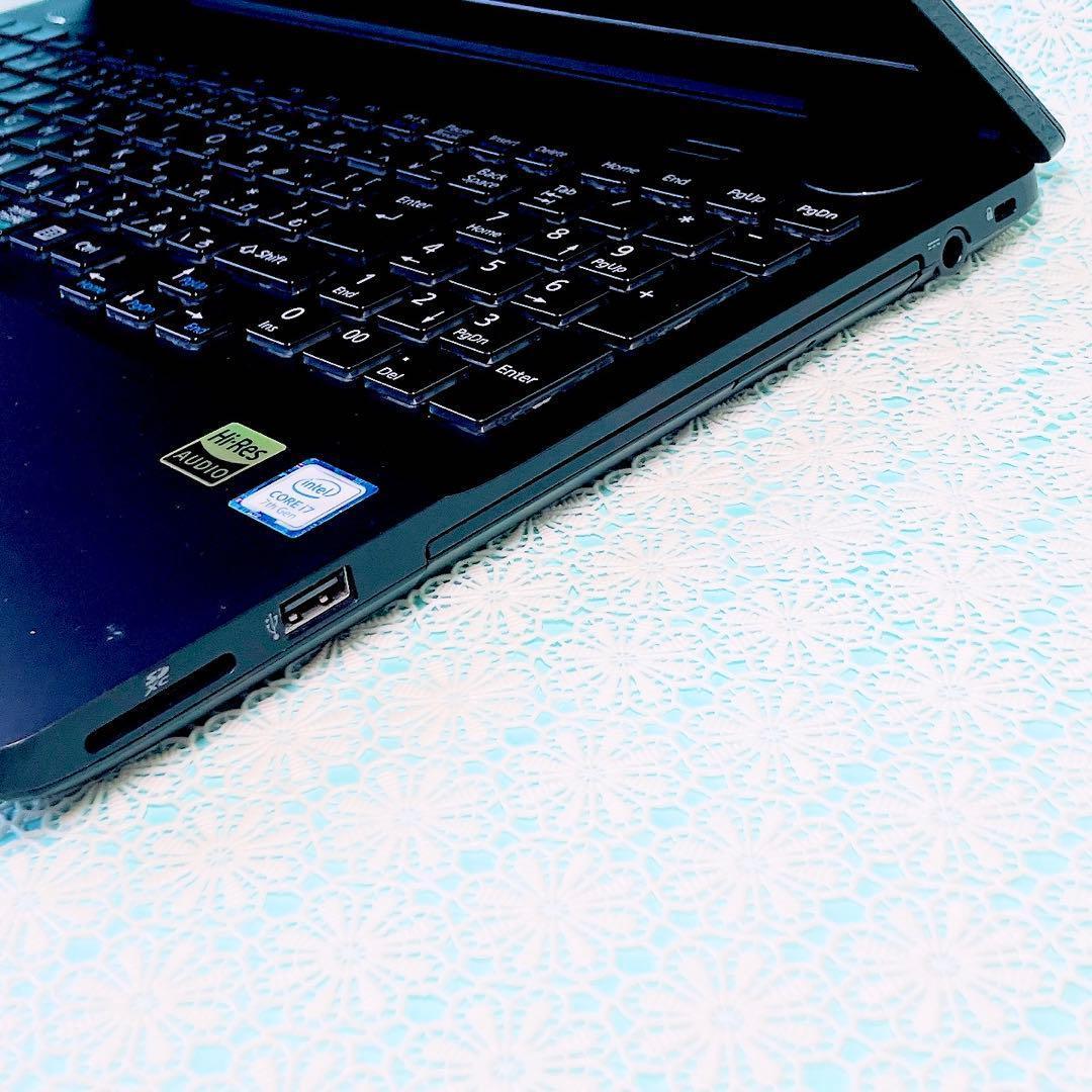 たっぷり大容量1TB✨️Corei7✨️薄型ノートパソコン✨️黒ブルーレイ✨️カメラ付き