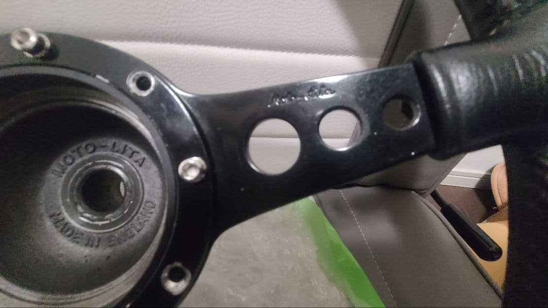 Moto Lita モトリタ ステアリング