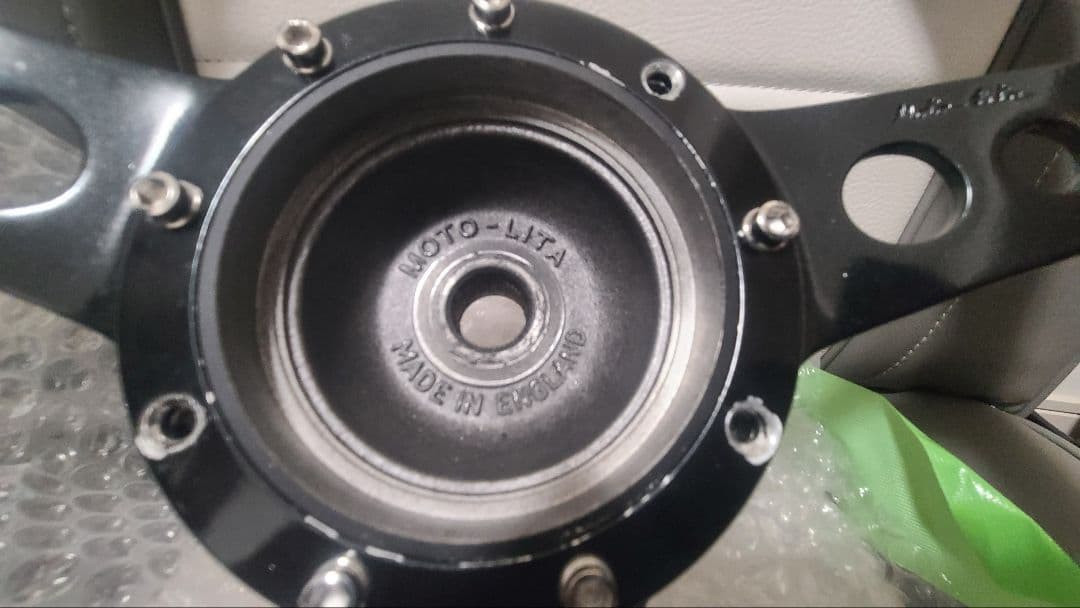 Moto Lita モトリタ ステアリング