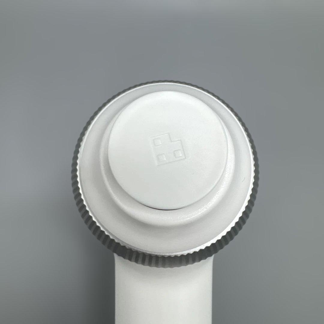 M1368 メディキューブ AGE-R ウルトラチューン40.68 美容機器