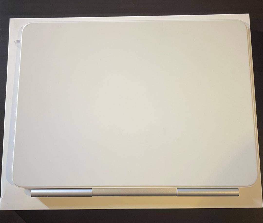 11インチiPad Air（M3）用Magic Keyboard ホワイト