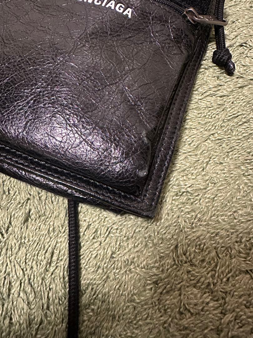 BALENCIAGA ブラックショルダーバッグ